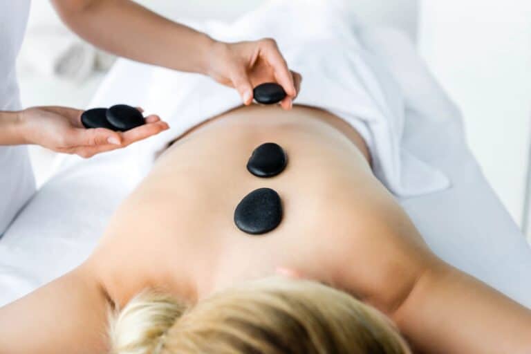 benefits of hot stone massage therapy