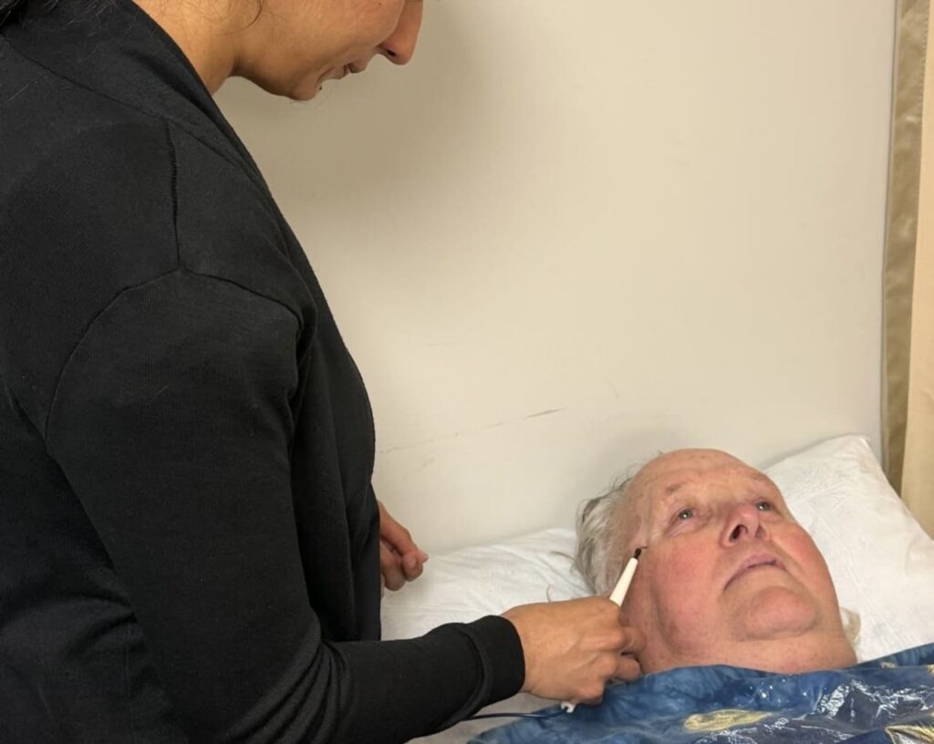 bells palsy treatment cambridge